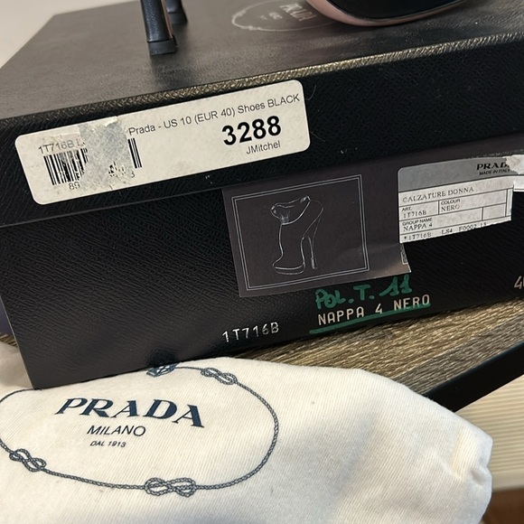 Prada Black Leather Bootie Ruffle Platform Heel size 40/10 - Picture 3 of 15